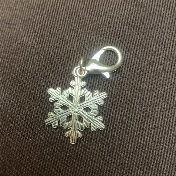 Silver Snowflake Charm - Picture 2 of 2